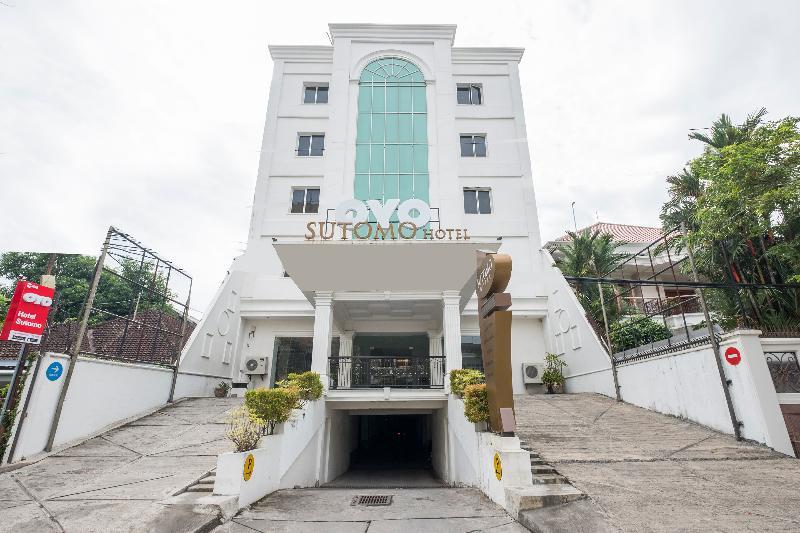 Hotel Sutomo Makassar Exteriör bild